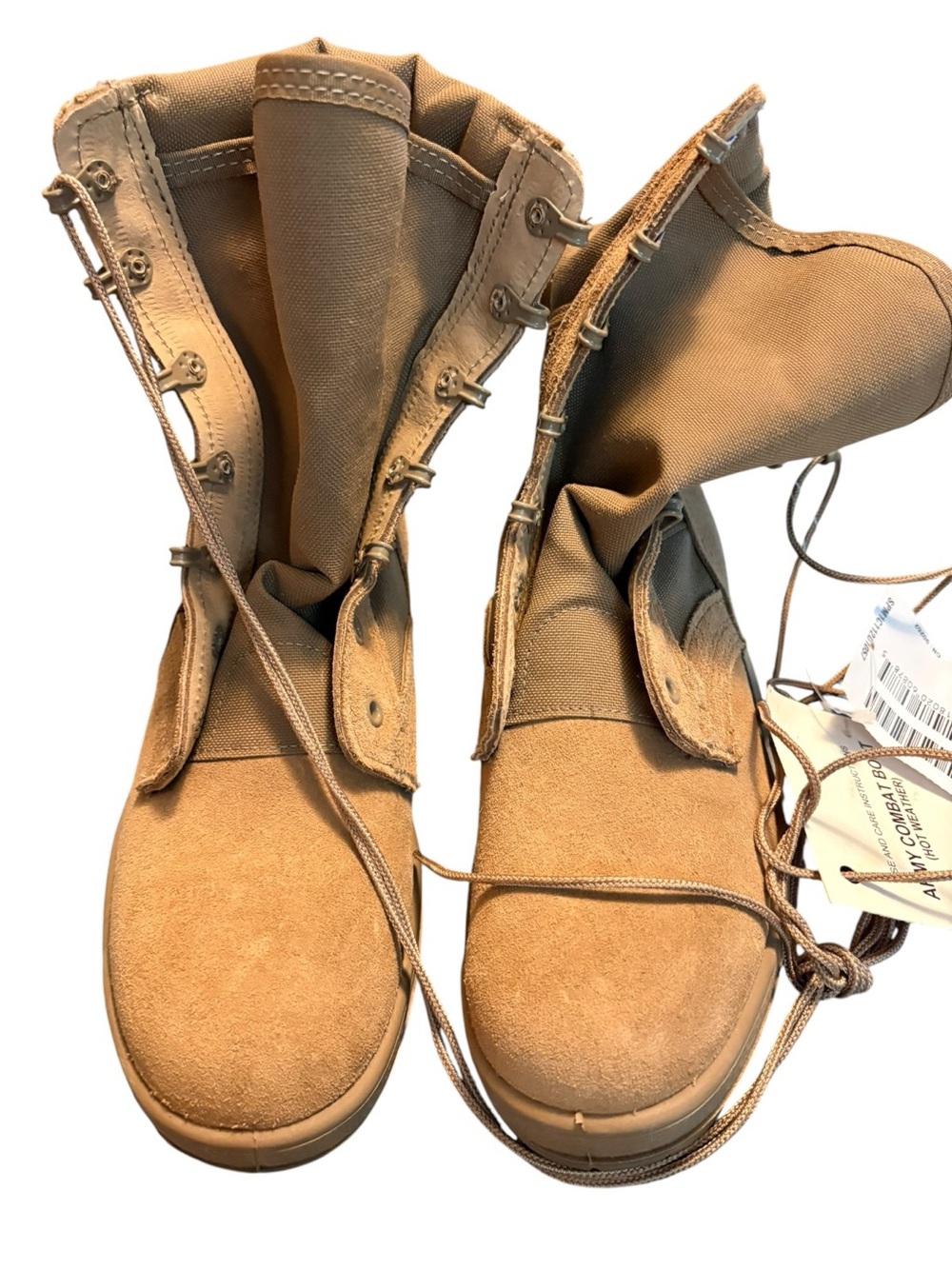 McRae US Army Hot Weather Combat Boots 7R Coyote Tan Vibram Military NOS 2012